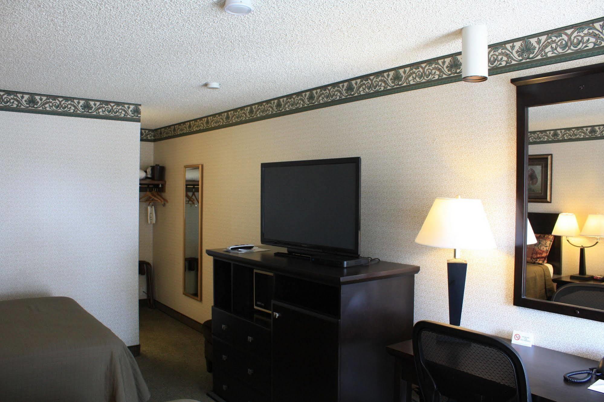 Winnemucca Holiday Motel エクステリア 写真