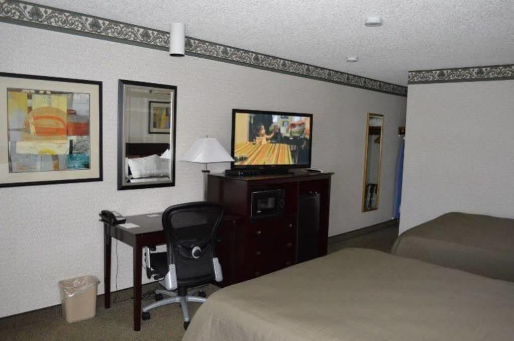 Winnemucca Holiday Motel エクステリア 写真